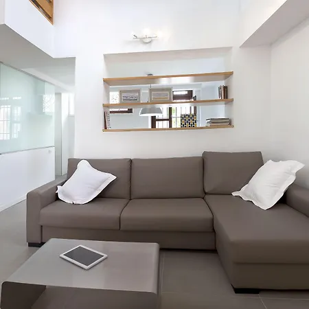 スマート スイート アルバイシン